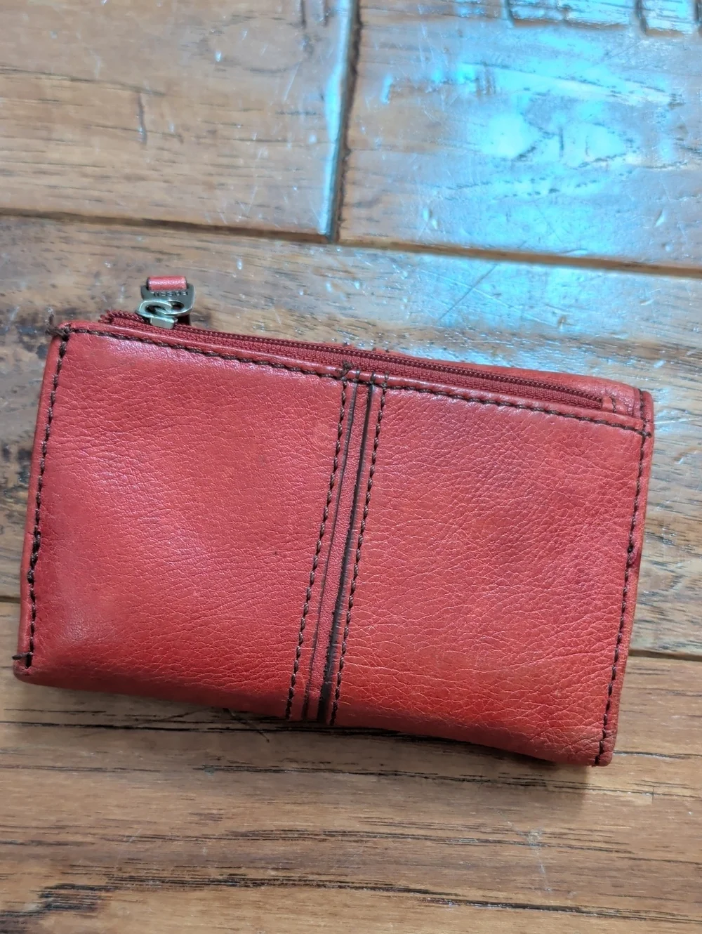 Fossil Red Quad Fold Leather Keyhole Wallet
